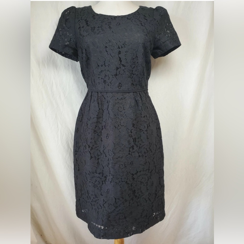 J Crew Collection Open Back Lace Shift Dress Sz 2 LBD Black Lined Knee Length